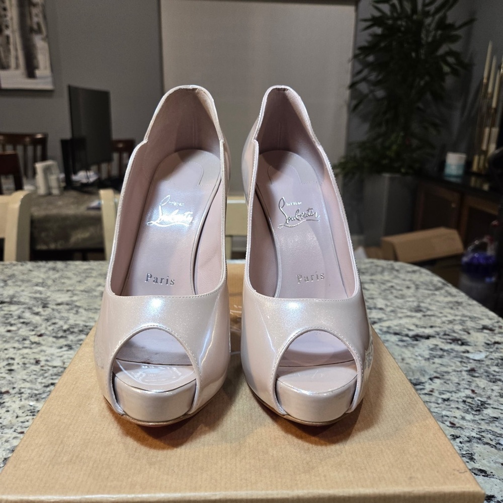 NEW Christian Louboutin Hot Chick Alta Shimmering Pink Peep-Toe Heels Size 37.5 - Picture 3 of 12